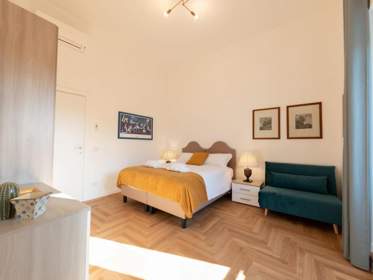The Best Rent - Bright Apartment Near Isola Tiberina Roma Esterno foto