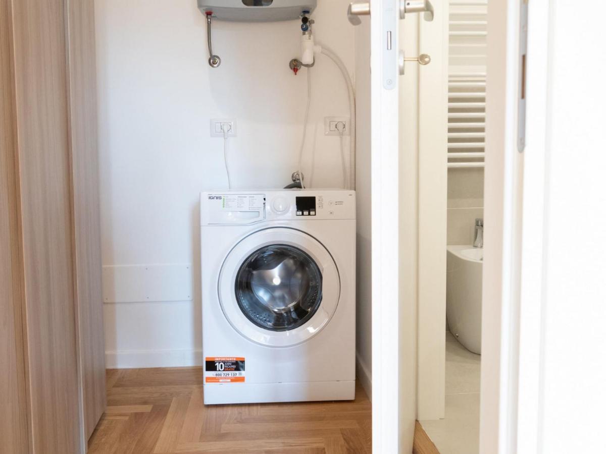 The Best Rent - Bright Apartment Near Isola Tiberina Roma Esterno foto
