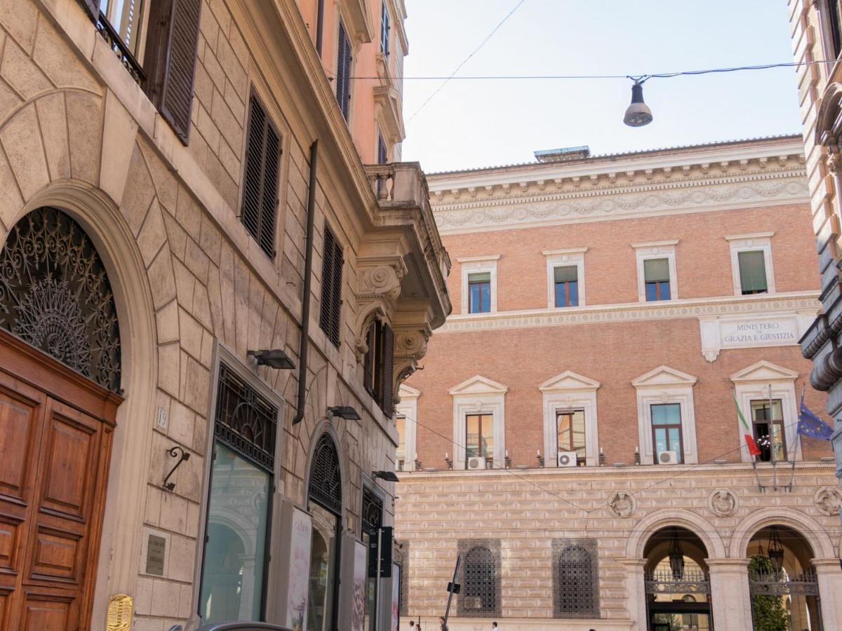 The Best Rent - Bright Apartment Near Isola Tiberina Roma Esterno foto
